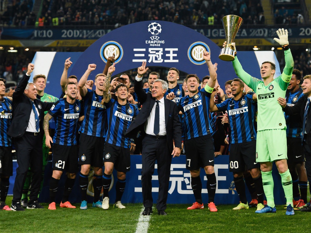 己的辉煌篇 己的辉煌篇